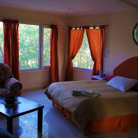 Familia Piatti B&B - Suites Ushuaia Ngoại thất bức ảnh