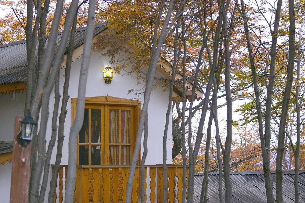 Familia Piatti B&B - Suites Ushuaia Ngoại thất bức ảnh