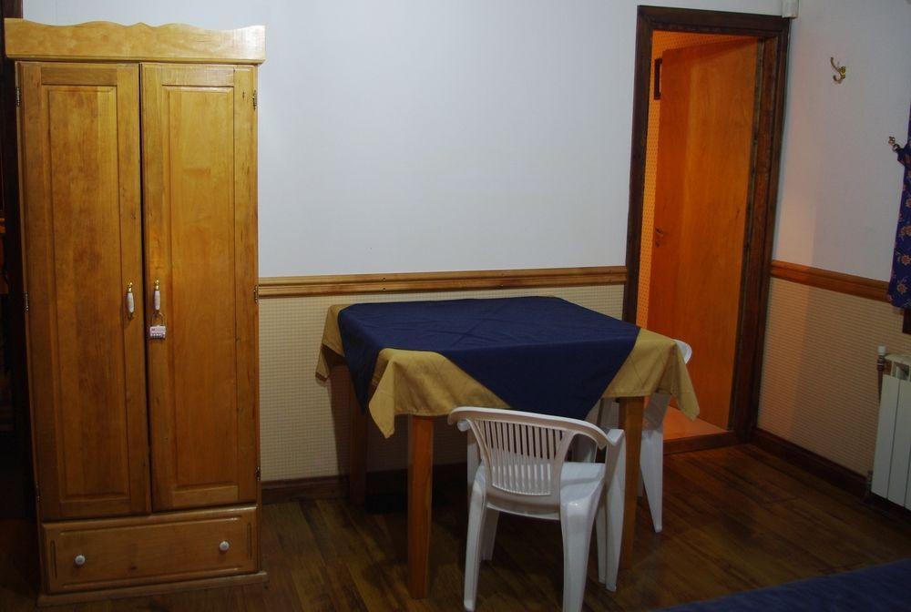 Familia Piatti B&B - Suites Ushuaia Ngoại thất bức ảnh