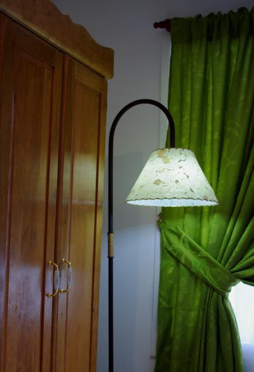Familia Piatti B&B - Suites Ushuaia Ngoại thất bức ảnh