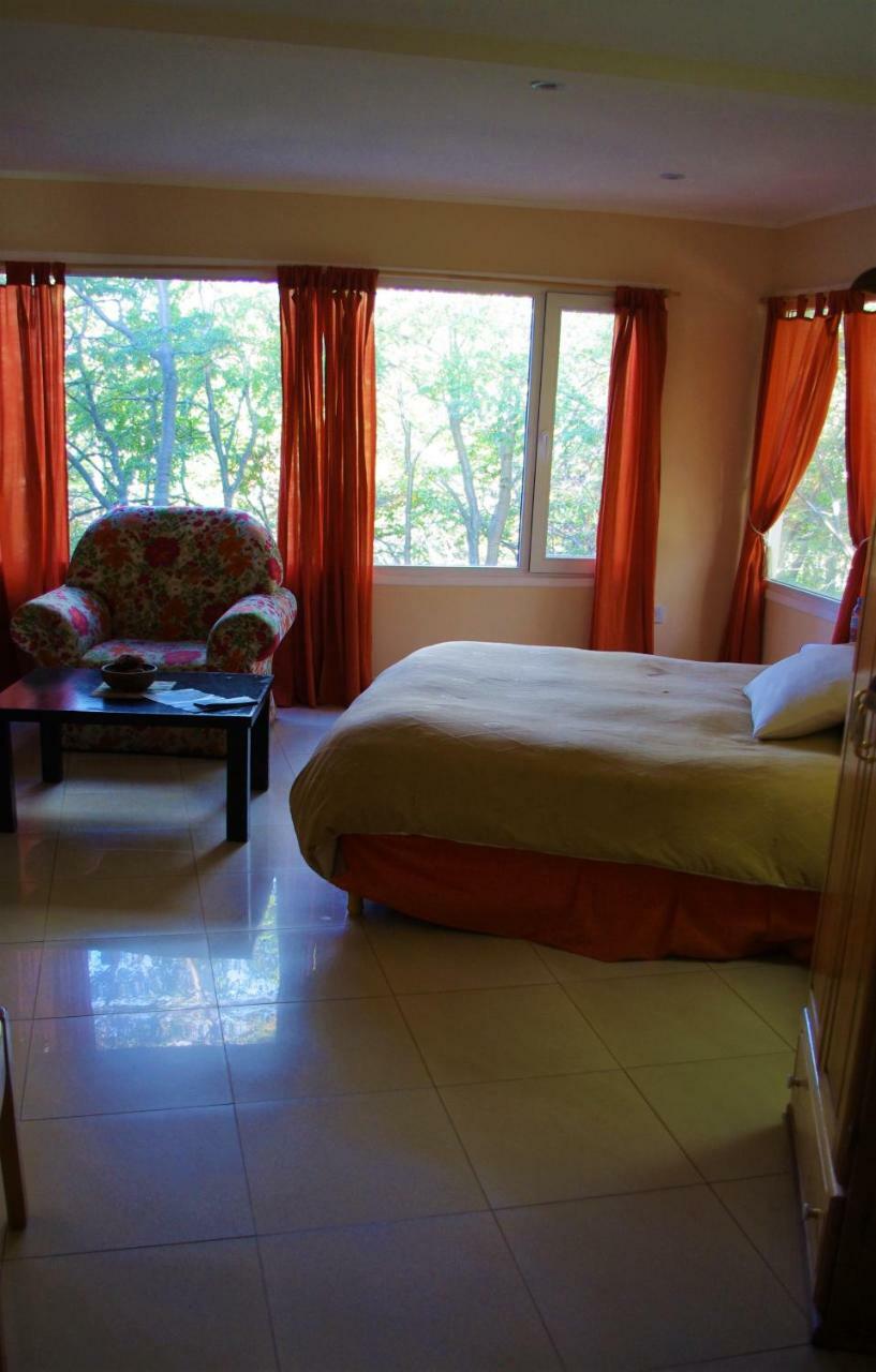 Familia Piatti B&B - Suites Ushuaia Ngoại thất bức ảnh